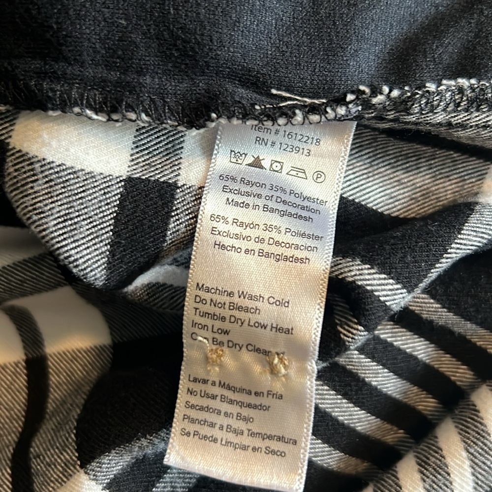 Jach's Girlfriend Plaid Soft Flannel Warm Shirt Black & White w/ Pockets Medium - Picture 13 of 14